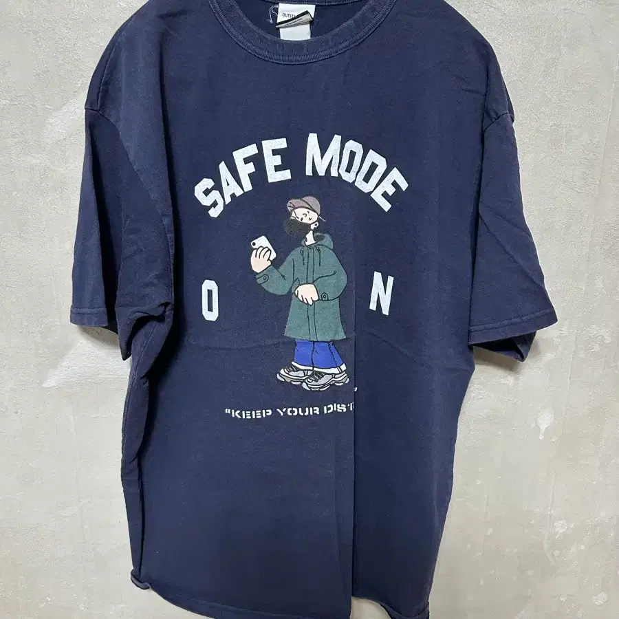 아웃스탠딩 반팔m