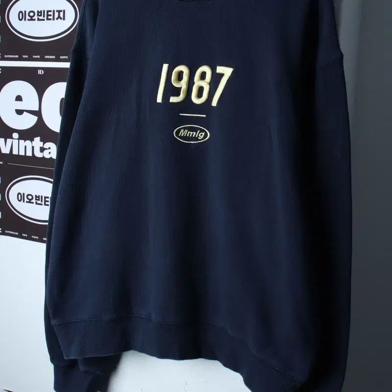 (L-XL) 엠엠엘지 맨투맨 티셔츠 자수로고 네이비 박시-H37328