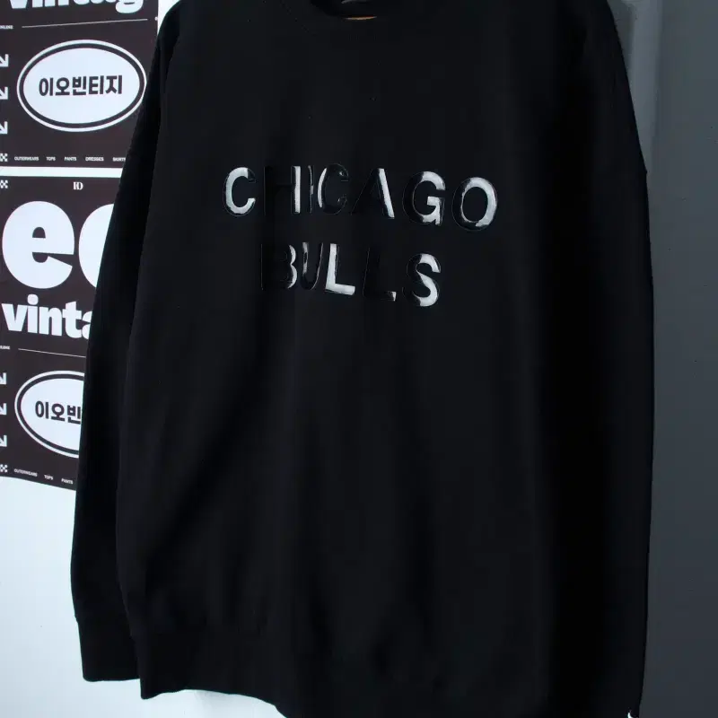 (M-XL) NBA 엔비에이 맨투맨 티셔츠 시카고불스 블랙-H37348