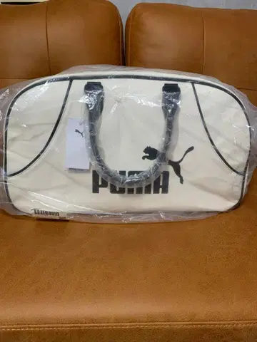 PUMA 그립백 30L 화이트 미사용 새상품