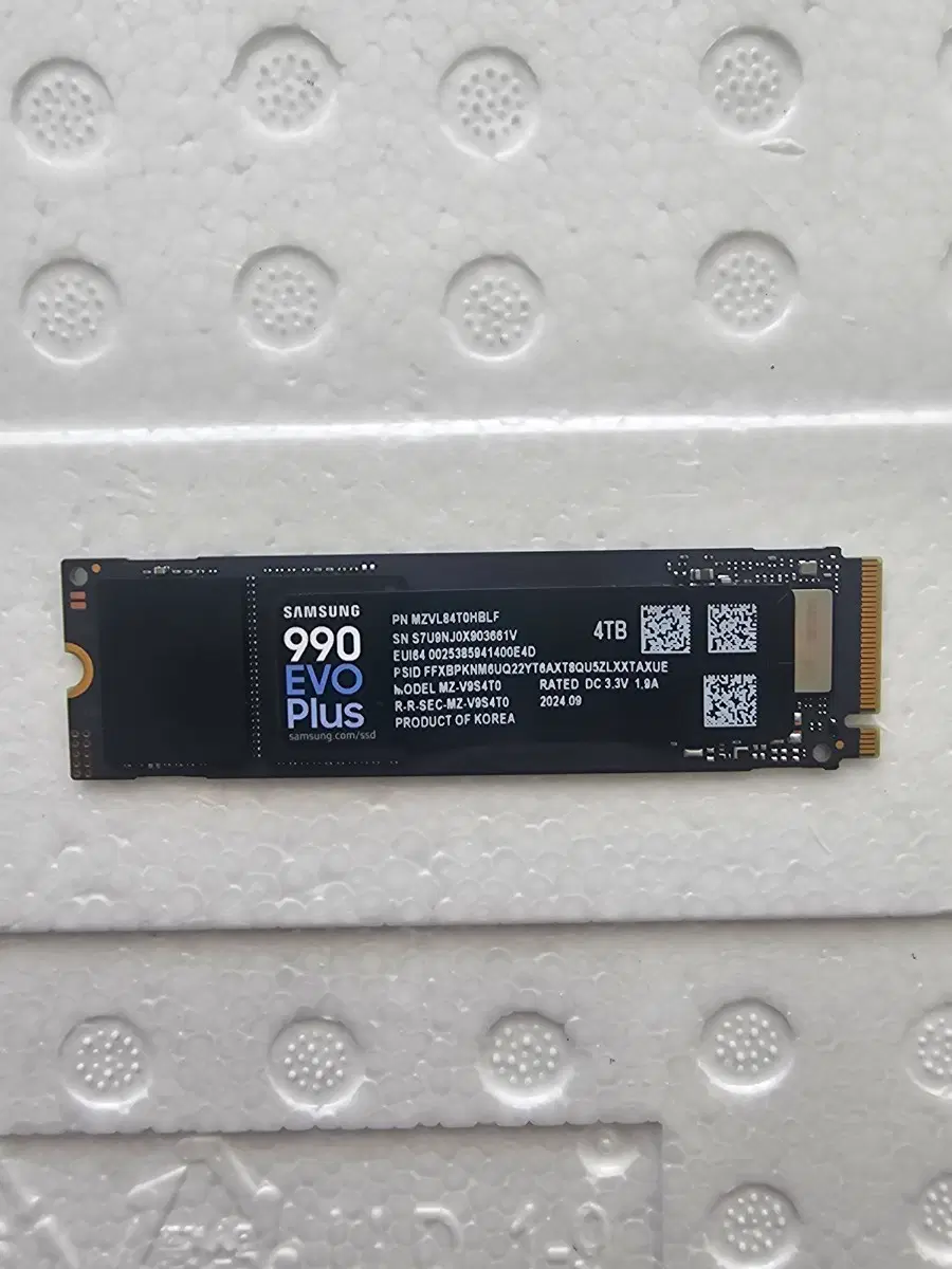 삼성전자 삼성 990 EVO Plus 4TB NVMe M.2 SSD 팔아요