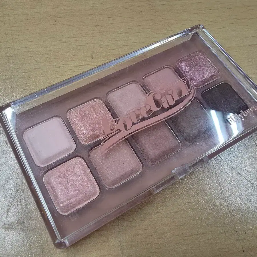 릴리바이레드 아이팔레트 판매