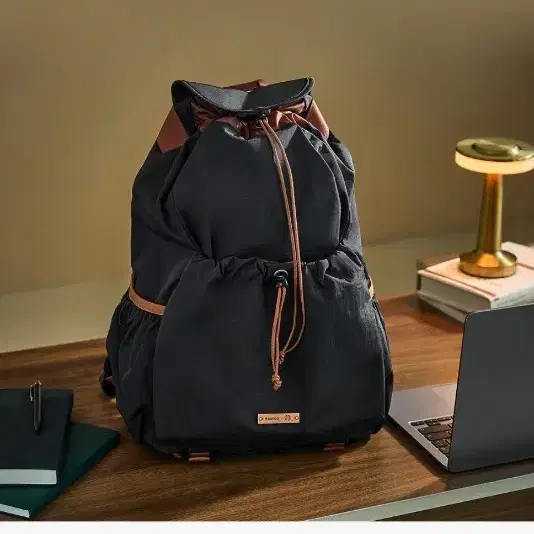 [새상품] 스타벅스 x 로우로우 스트링 백팩 블랙 (Starbucks x Rawrow String Backpack Black)