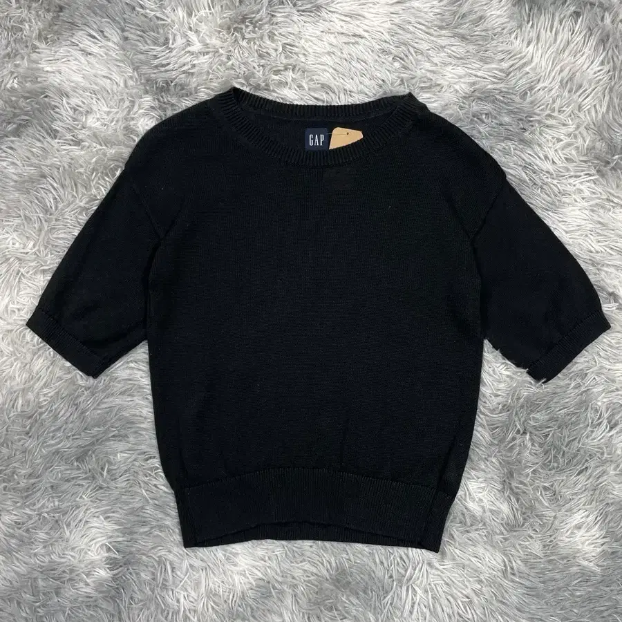 GAP 갭 우먼 아카이브 라운드 크롭 반팔 니트y 6795