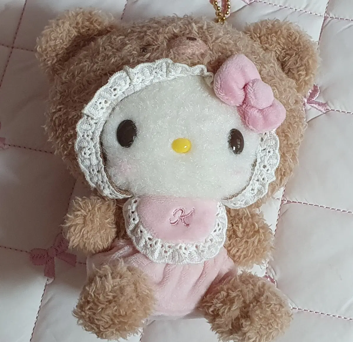 산리오 라떼쿠마 헬로키티 마스코트