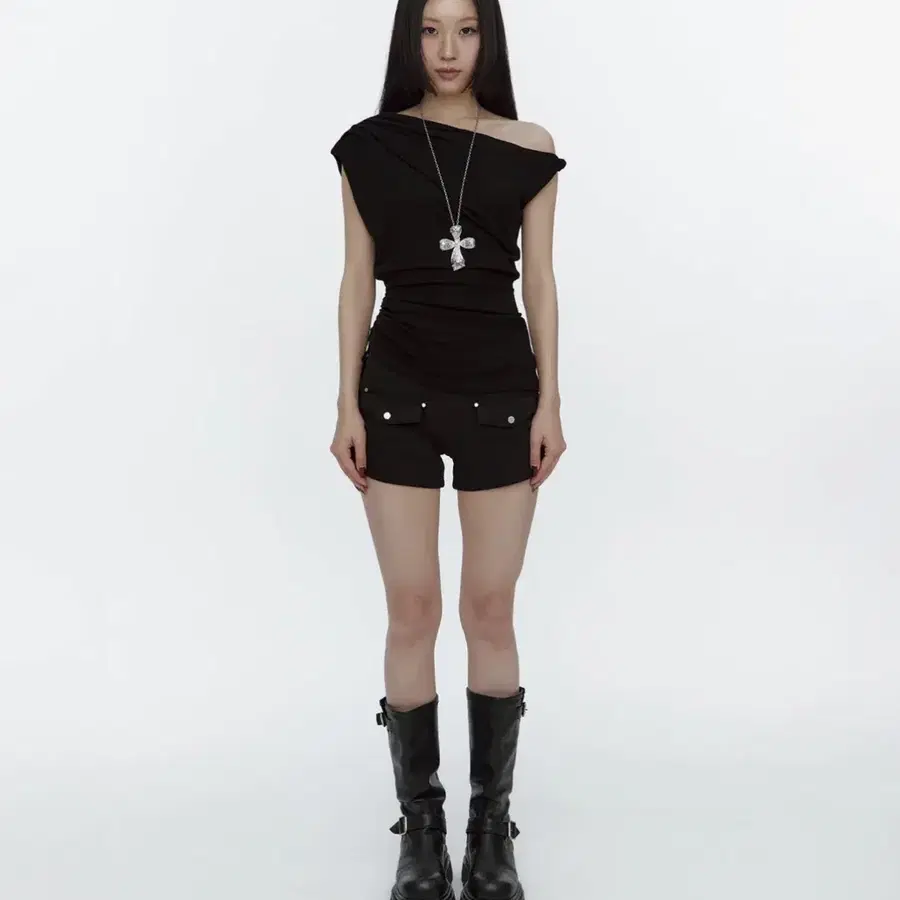 러프넥 스트랩 셔링 탑
