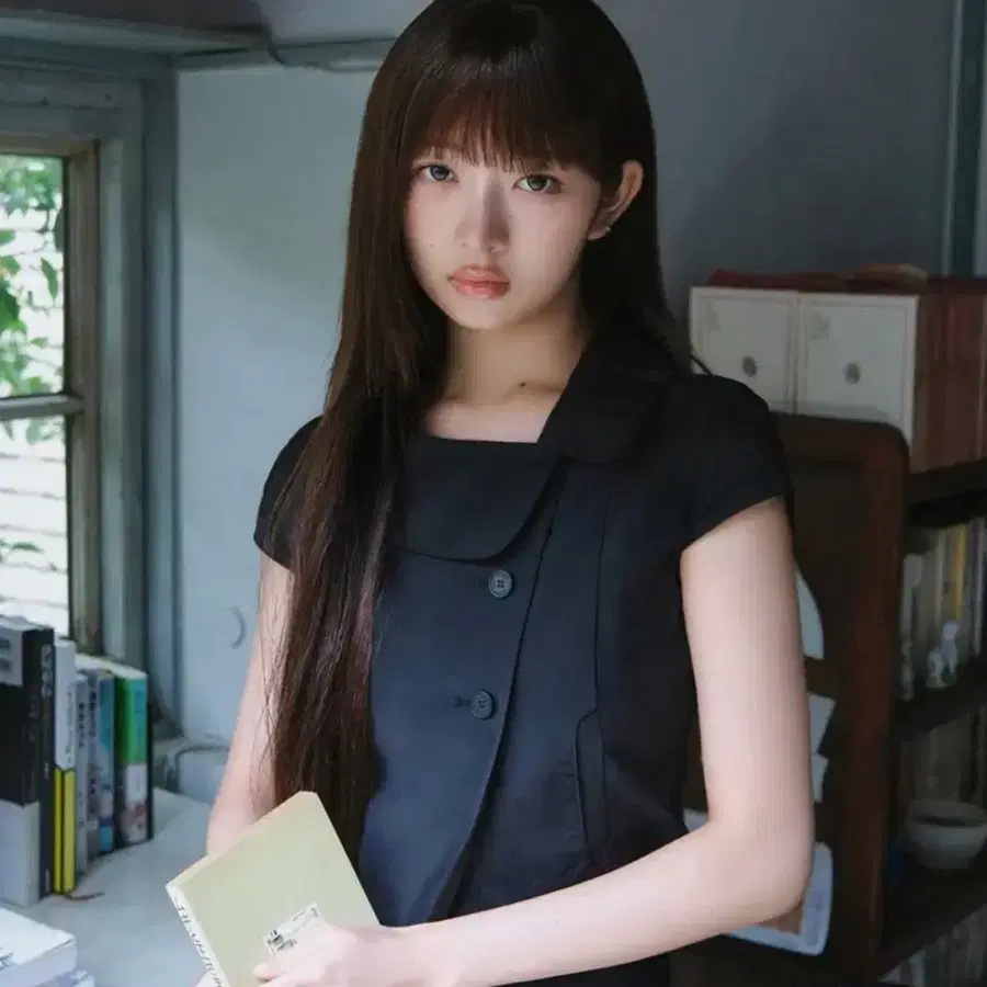 미세키서울 크롭 라운드 칼라 자켓 Crop round collar jacket 블랙 1사이즈