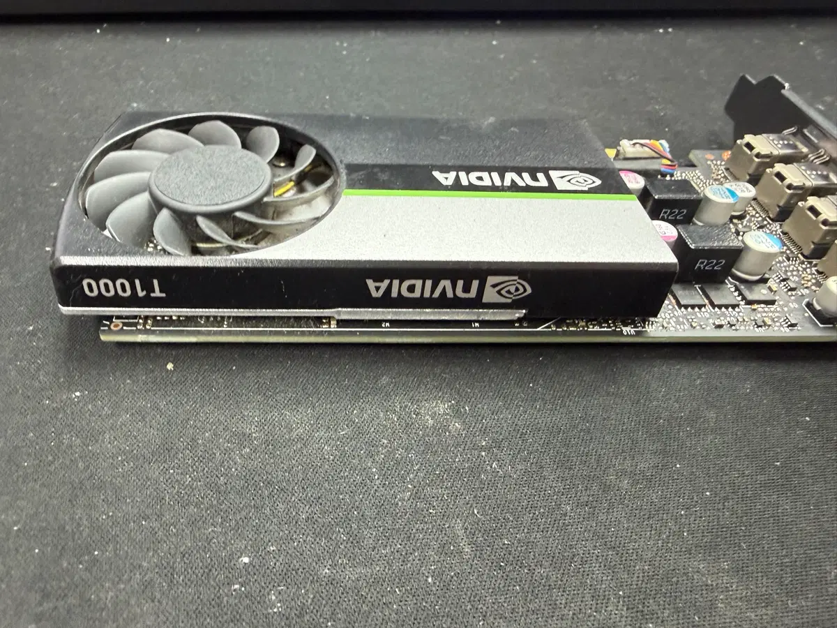 NVIDIA T1000 4G 그래픽카드