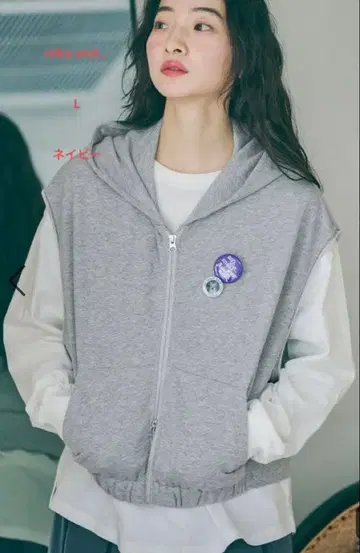 니코앤드 [새상품] 캔뱃지 더블 지퍼 후드 베스트