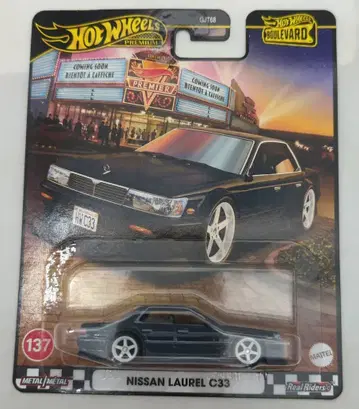 MATTEL HOTWHEELS BOULEVARD JBL10 NISSAN LAUREL C33 137