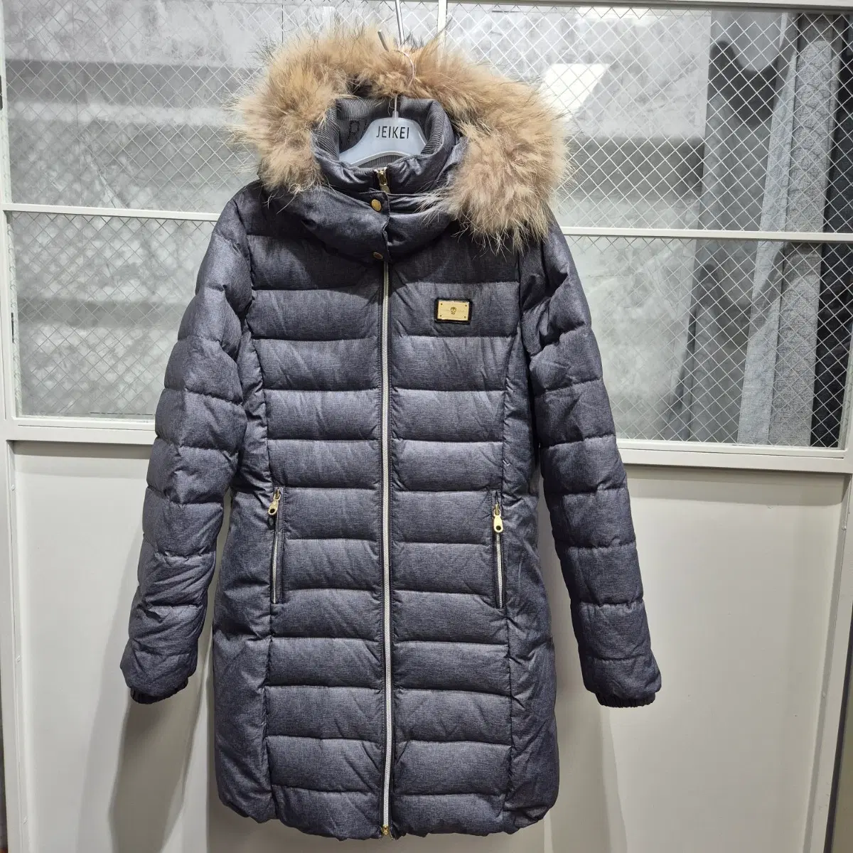 마크앤로나 골프 다운