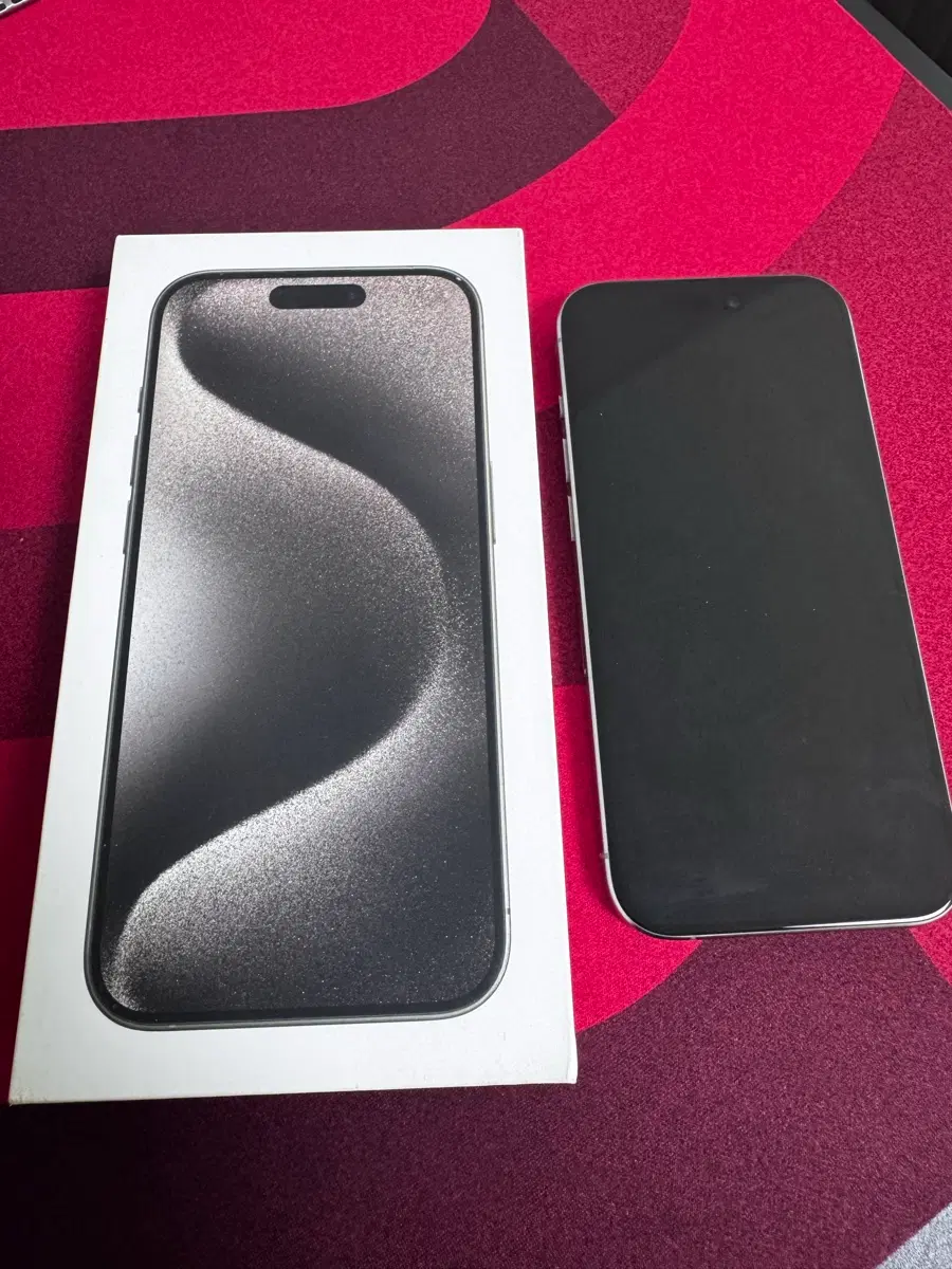 아이폰 15 프로 내추럴 티타늄 256GB