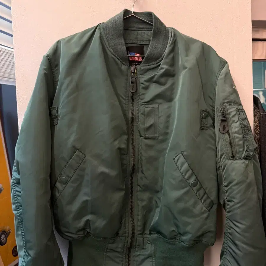 90s GREENBRIER VTG MA1 made in USA
