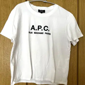 APC 반팔 티셔츠