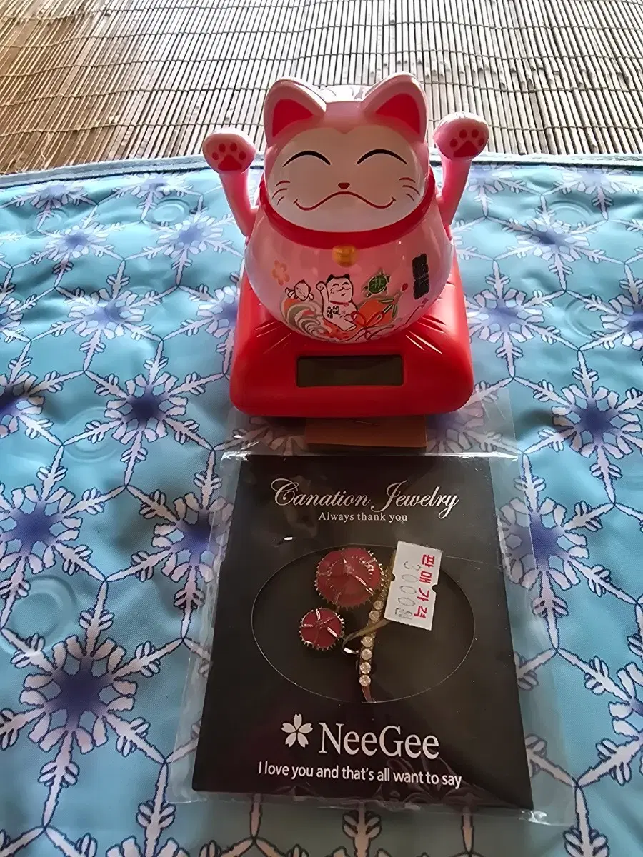 복돼지 인형 + NeeGee 브로치 세트