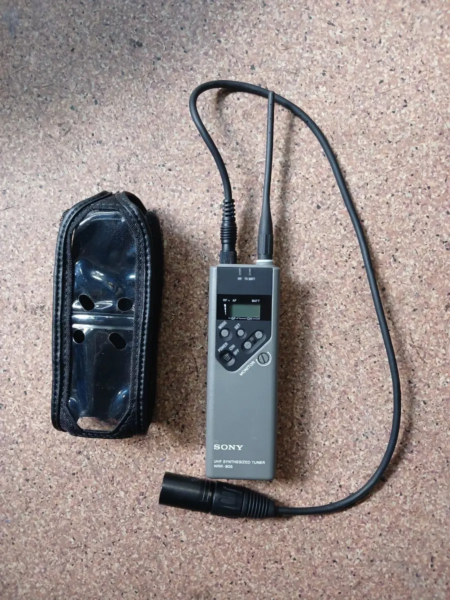 소니 WRR-805 UHF 신디사이저 튜너