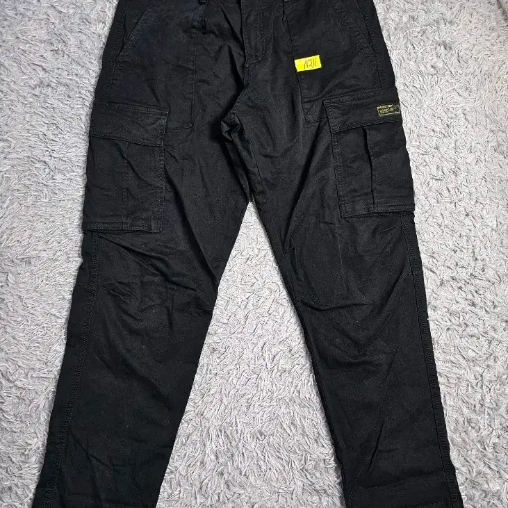 자라 ZARA 카고 팬츠 블랙 36 N211