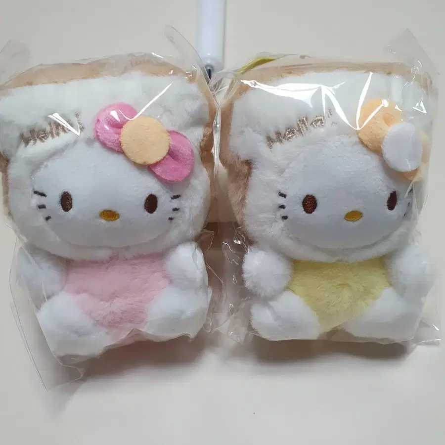 귀여운 헬로키티 식빵키티 인형키링 새상품