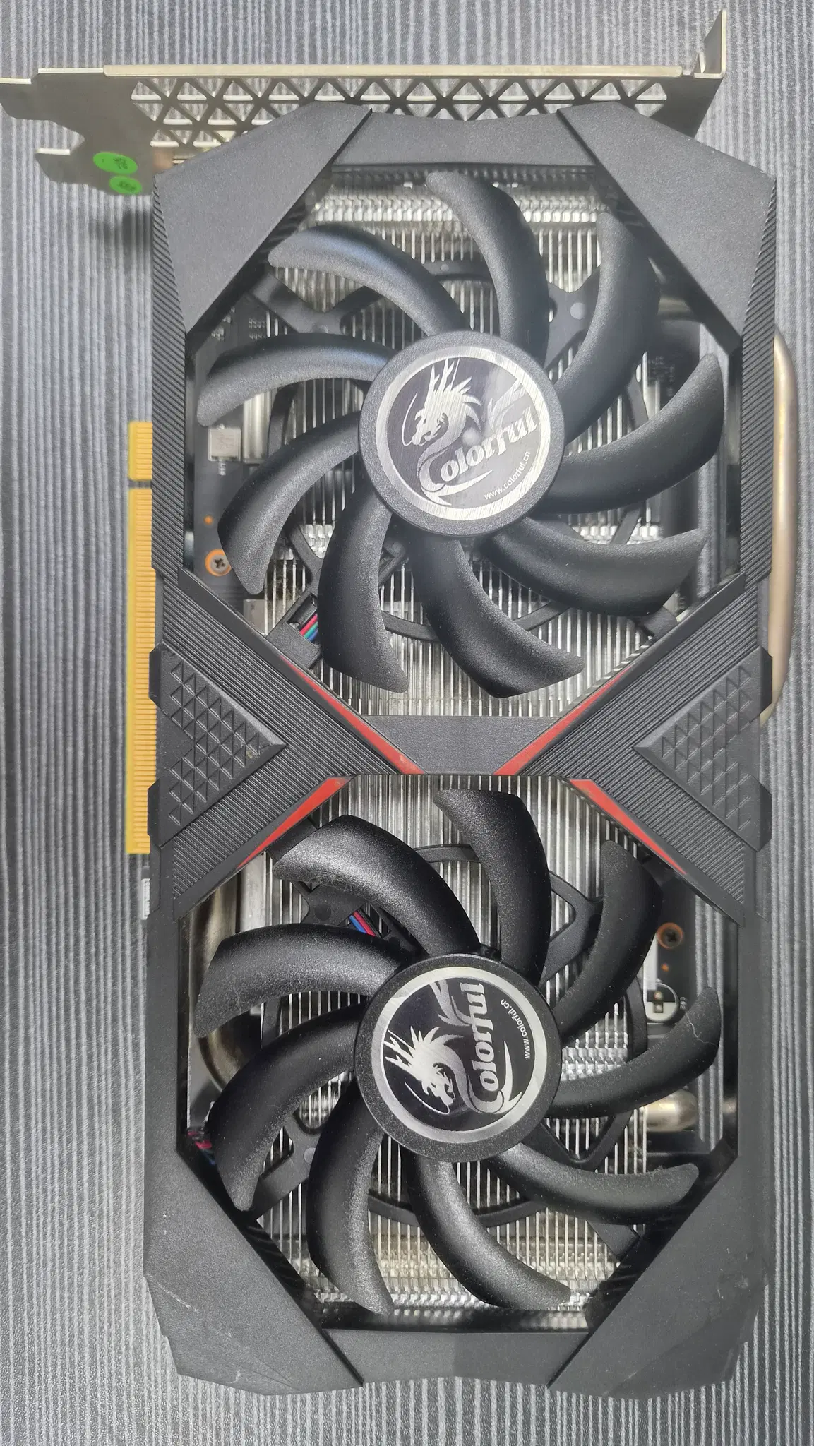 [당일 무료배송] COLORFUL GTX 1660 토마호크 6GB 그래픽카드 팝니다