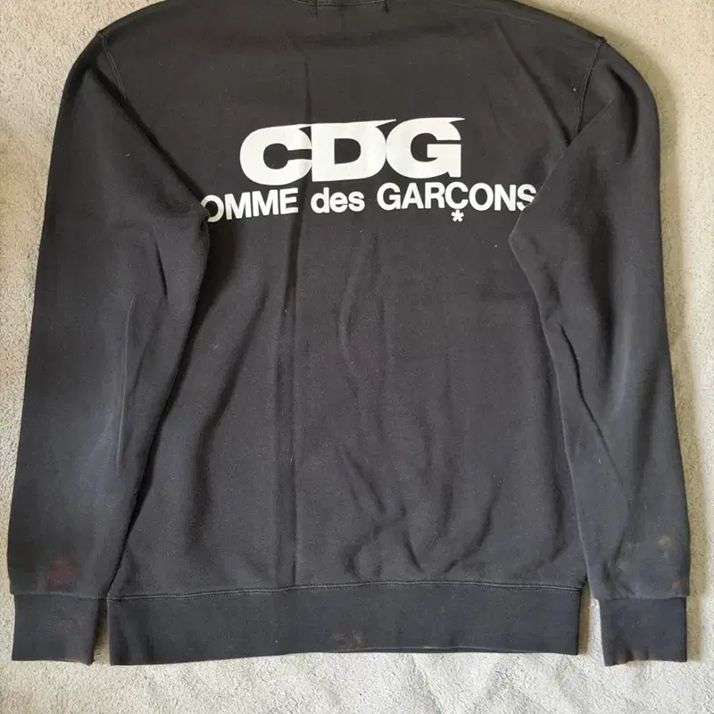 CDG 꼼데가르송 굿디자인 롱슬리브