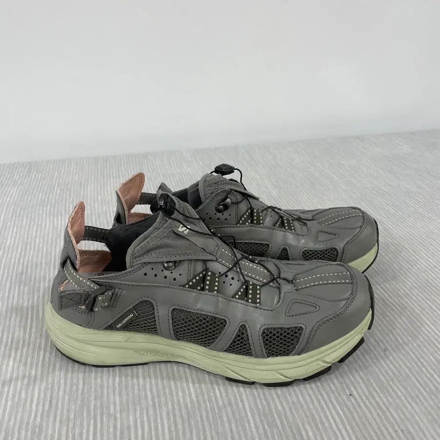 832-12) 살로몬 테크소닉 LTR 샌들 285mm