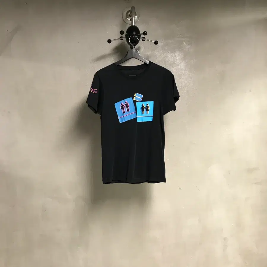 마크제이콥스 반팔 티셔츠 블랙 S(W)