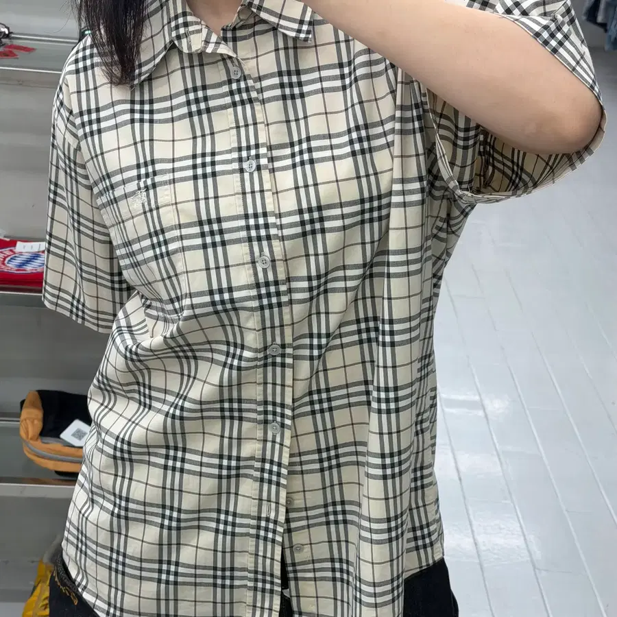 (XL) 버버리 베이지 노바 체크 반팔 셔츠