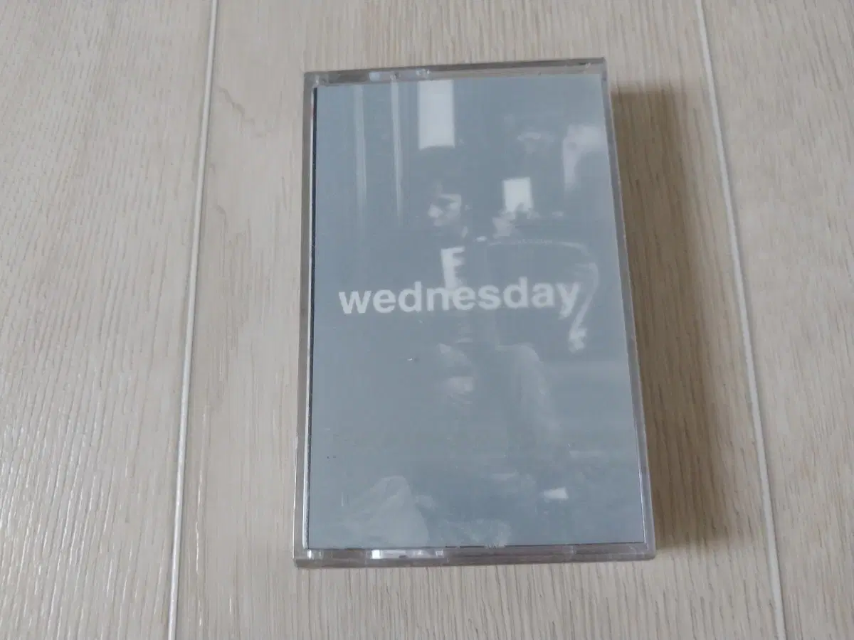 wednesday 미개봉 카세트 테이프