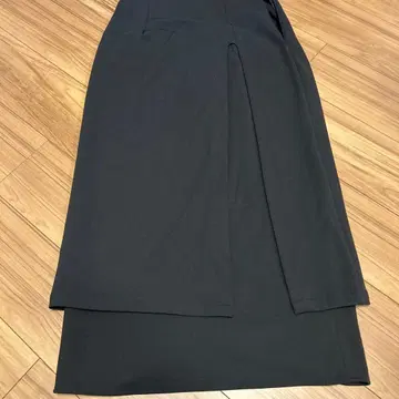 MANOF 블랙 롱 타이트 스커트