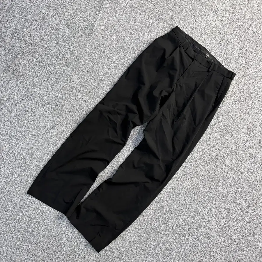 29 무신사스탠다드 정장바지 슬랙스 팬츠 0824J2