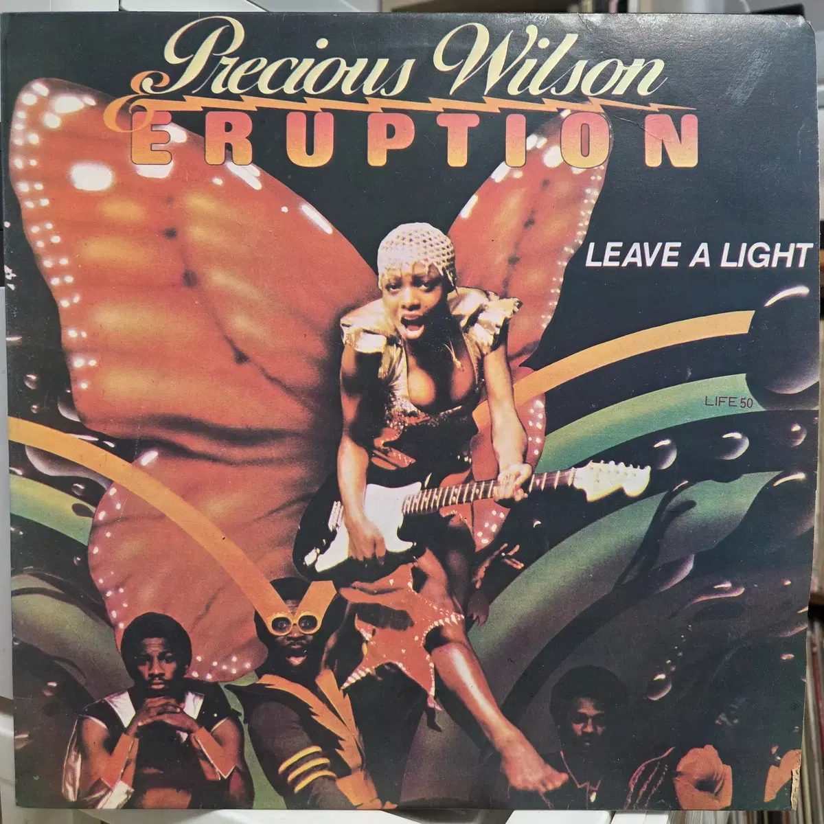 Eruption, LEAVE A LIGHT