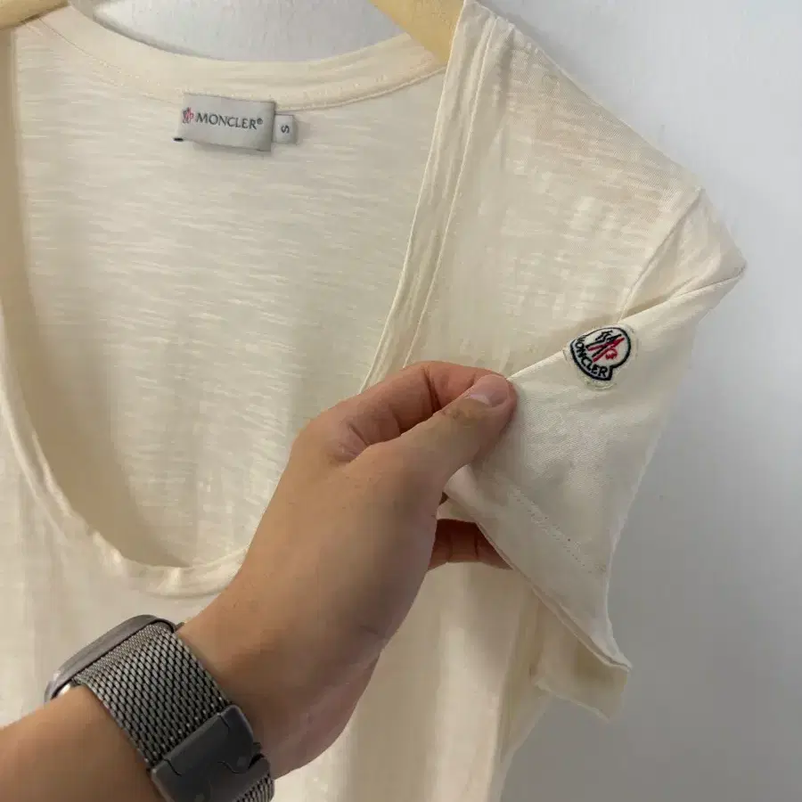 몽클레어 반팔