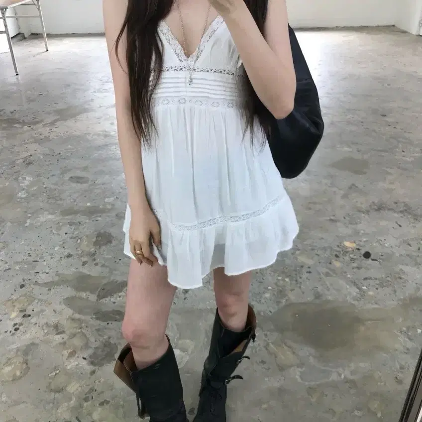 누즈 마요르카 펀칭 나시원피스 (새제품)