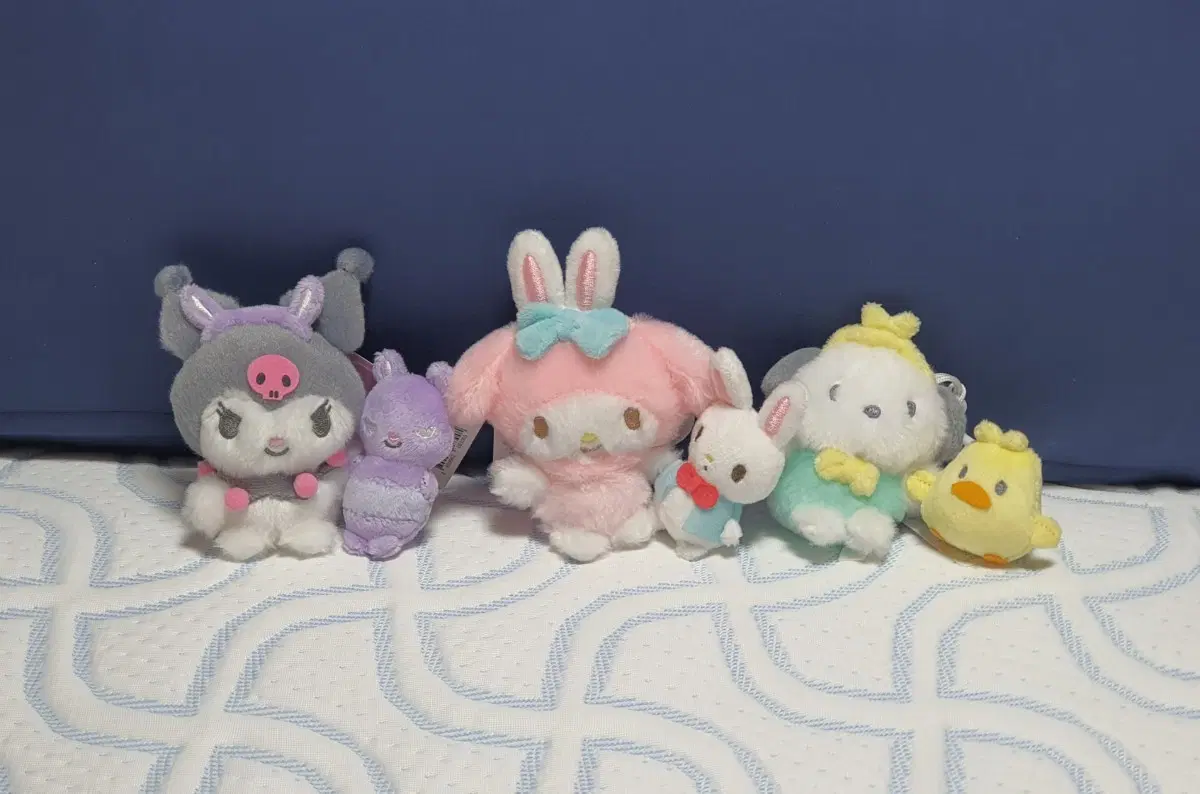 Sanrio 쿠로미/마이멜로디/포차코 털뭉치 인형 키링 프렌즈 소풍 Ver. (3종세트)