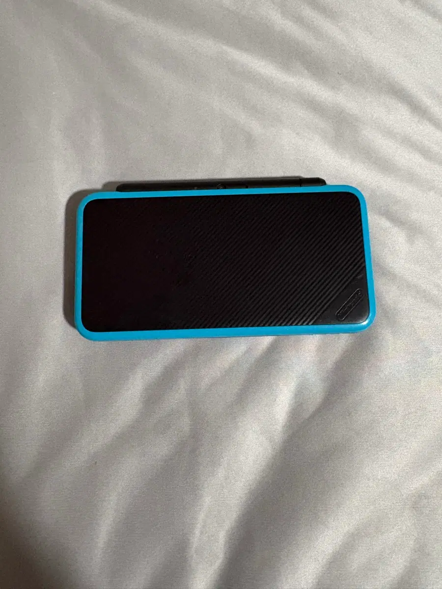 닌텐도 2ds xl 블랙 한국판 판매합니다