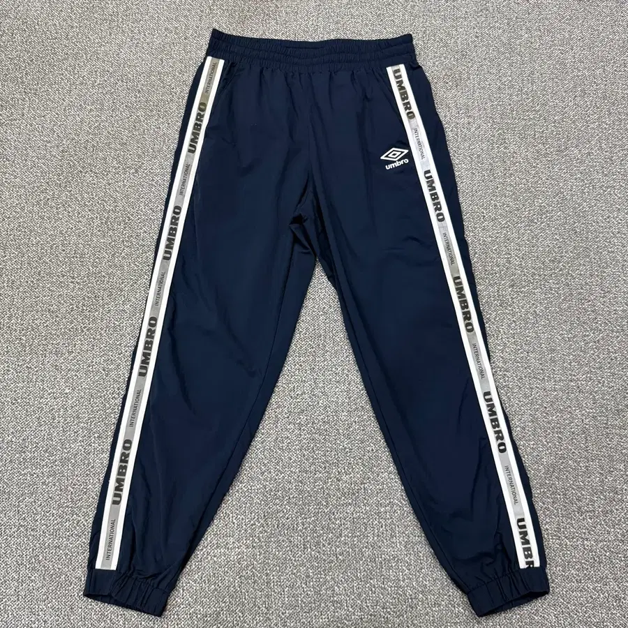 M 엄브로 UMBRO 사이드 라인 우븐 조거 팬츠 바지