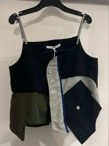UN3D. MA-1 DOCKING BUSTIER38