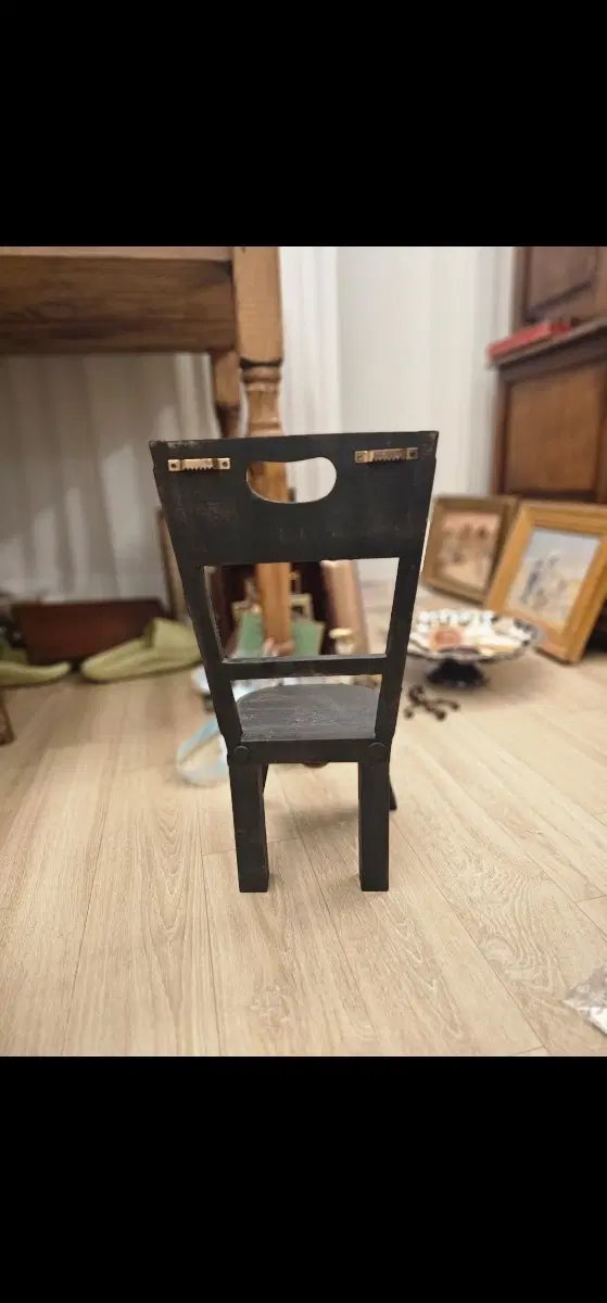 빈티지 미니 의자 벽장식 벽걸이 소품 블랙