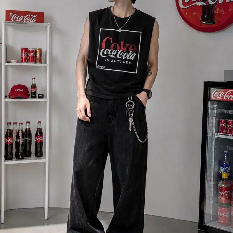 코카콜라 빈티지 그래픽 슬리브리스 티셔츠