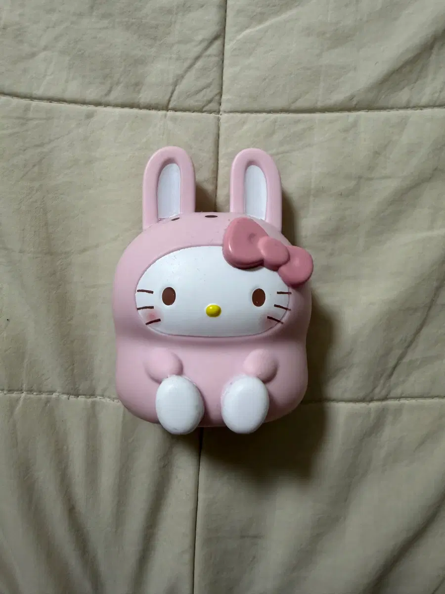 토끼키티 피규어