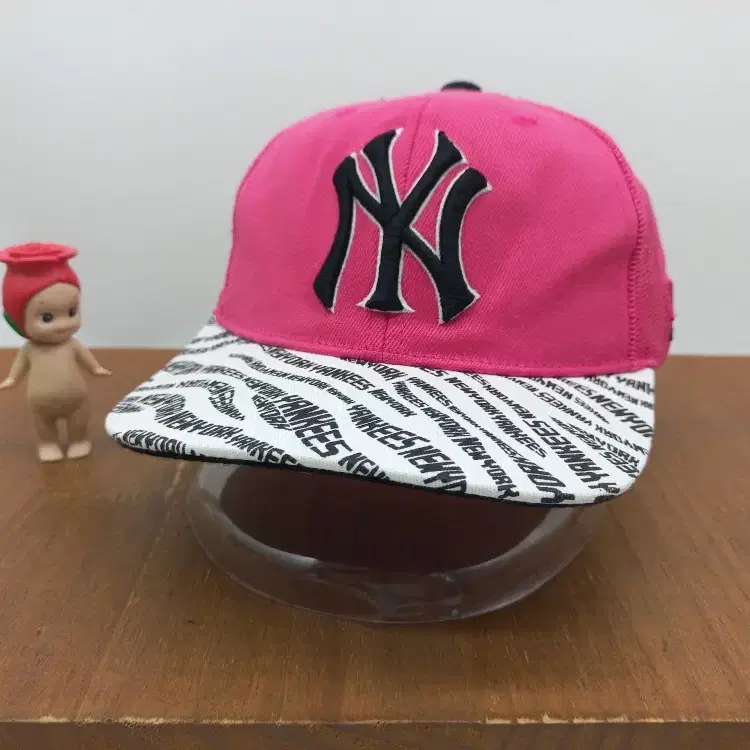 MLB 키즈 뉴욕양키스 NY 자수 메쉬 캡모자 트러커캡 핑크 화이트
