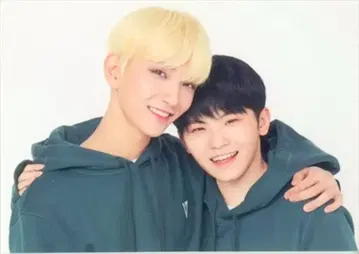 SEVENTEEN 2018 SVT 조슈아/우지 트레이딩 카드 0071