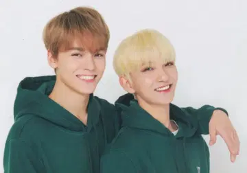 SEVENTEEN 2018 SVT 조슈아/버논 트레이딩 카드 0072
