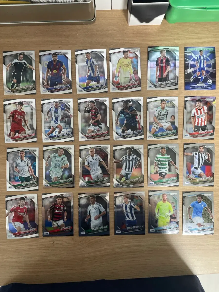 (일괄) 파니니 프리즘 PRIZM FIFA 축구 카드 모음 40장 (주요 선수: 박진섭, 이승우, 코나테, 아라우호 등)