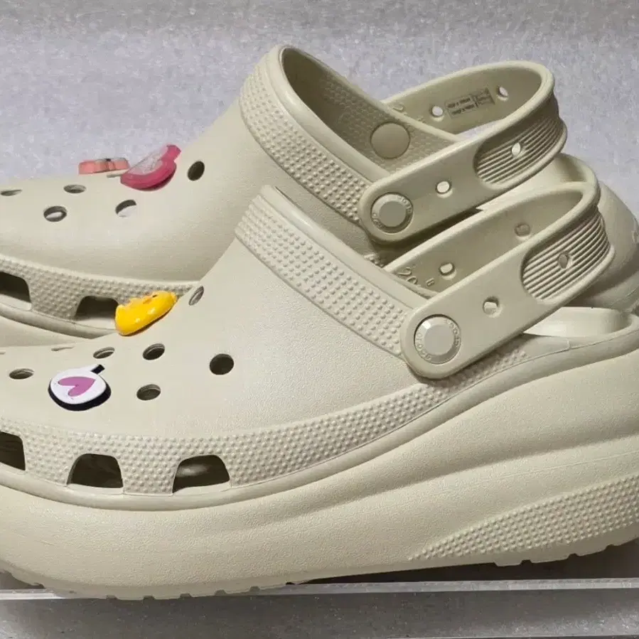 [미사용] 크록스 CROCS 클래식 크러쉬 클로그 키높이 여성 235~240