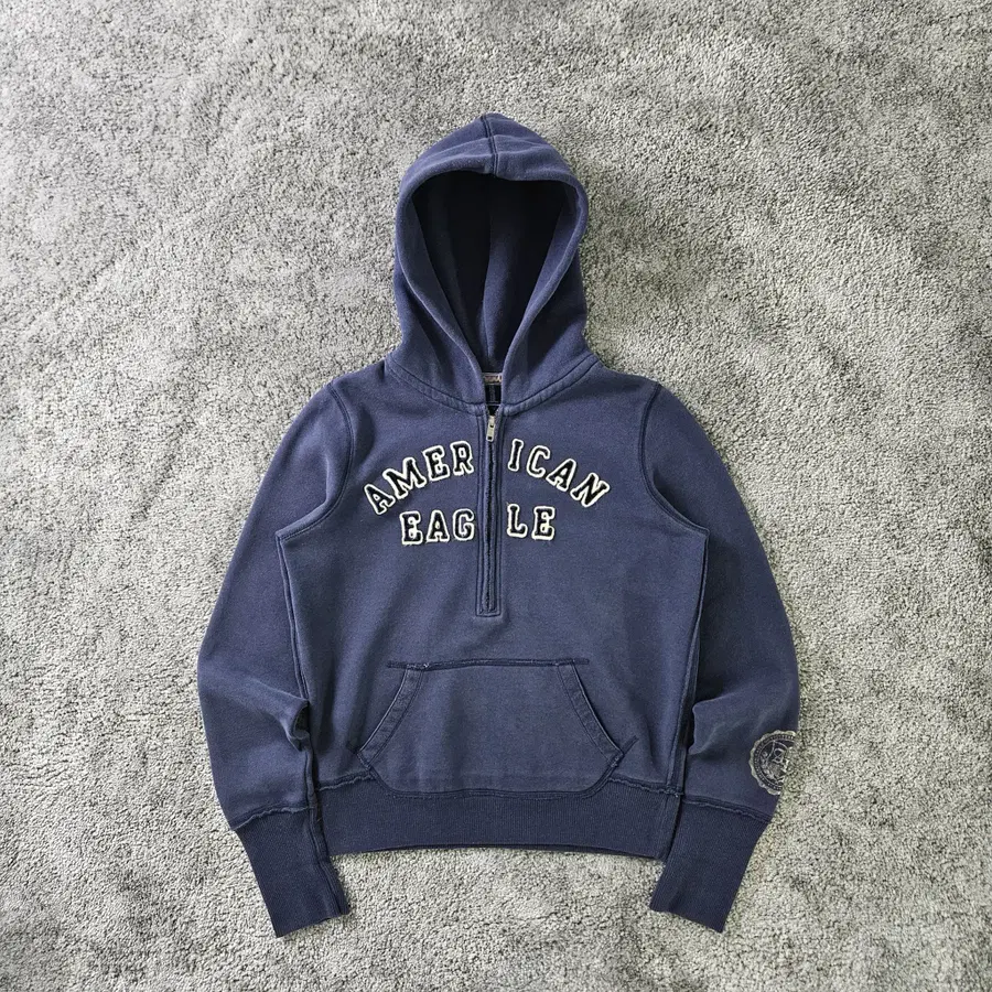 AMERICAN EAGLE 하프 집업 후드티