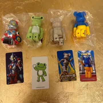 BE@RBRICK 베어브릭 4체 세트 카드 포함
