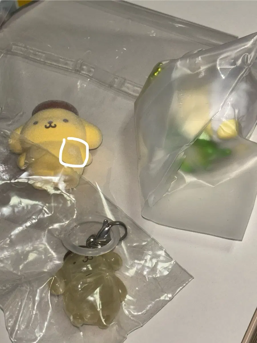 폼폼푸린 가챠 일괄 네잎클로버 플로키 메지루시