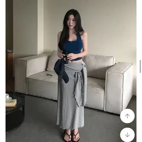 스트랩 프릴 밴딩 롱스커트
