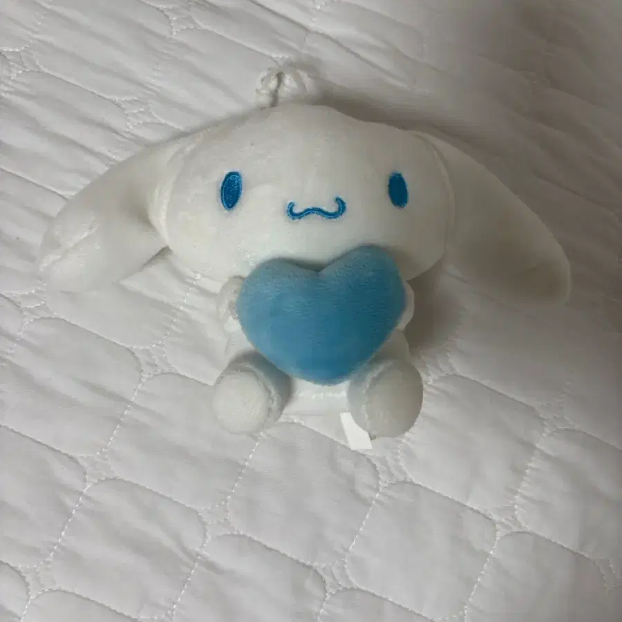 시나모롤 인형 파란색 하트